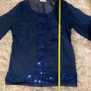 Old Navy sheer navy blue top.